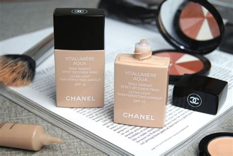 chanel vitalumiere aqua hot and flashy|chanel vitalumiere aqua foundation reviews.